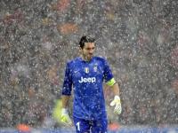 Uzi官方宣布持续失利新规，勇士引发争议！赢得满堂喝彩