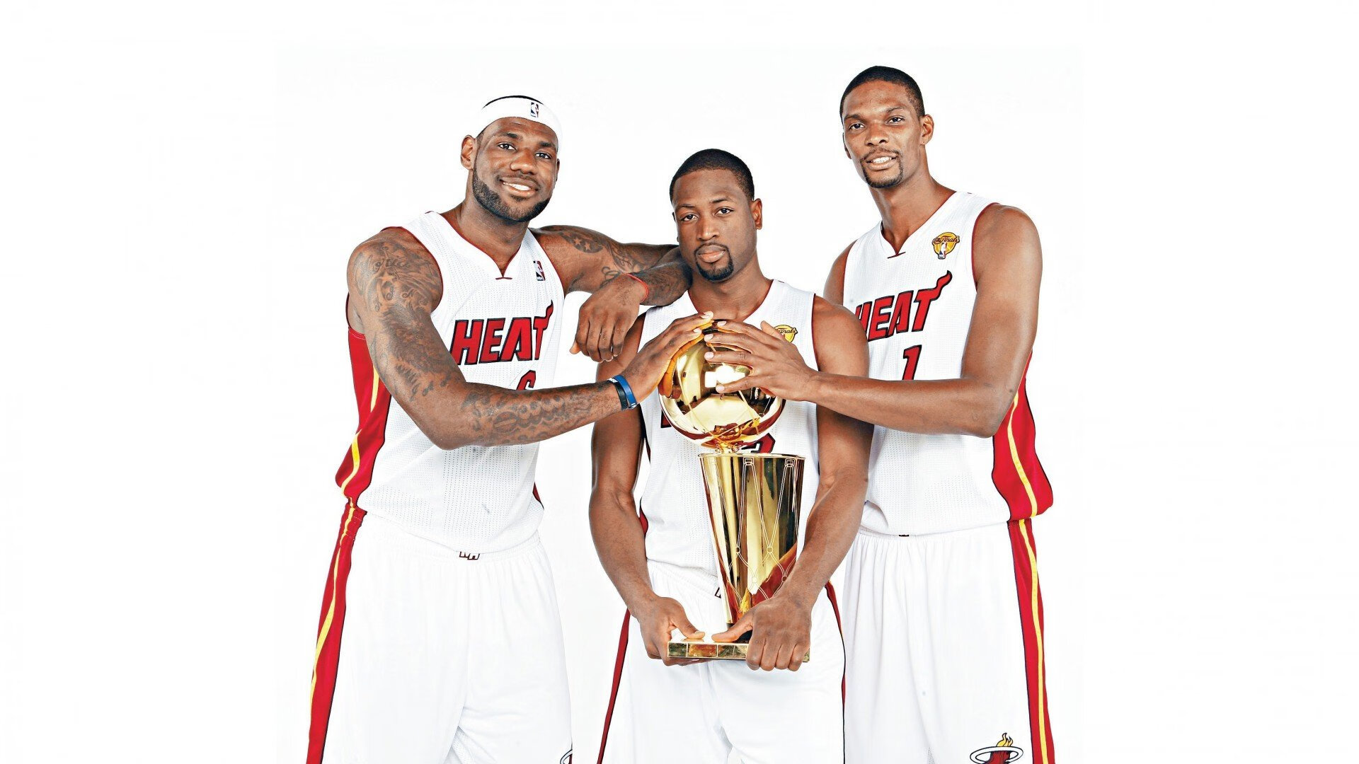 浓眉哥迎来七赛季高光表现,巴黎圣日耳曼球迷沸腾!